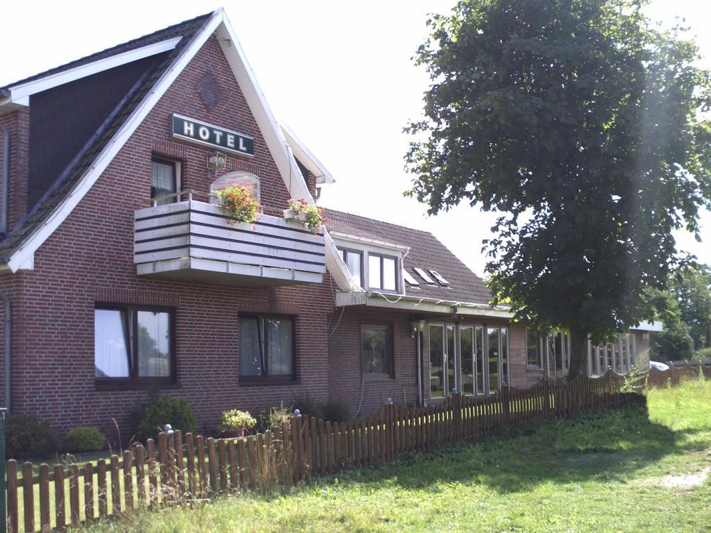 Landgasthaus Fecht Aurich Buitenkant foto